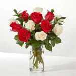 Santa Baby Rose Bouquet 12 roses with vase